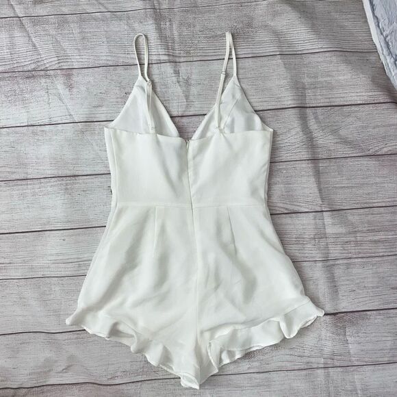 Forever 21 spaghetti strap romper w/floral embroidery white S women - Picture 8 of 13